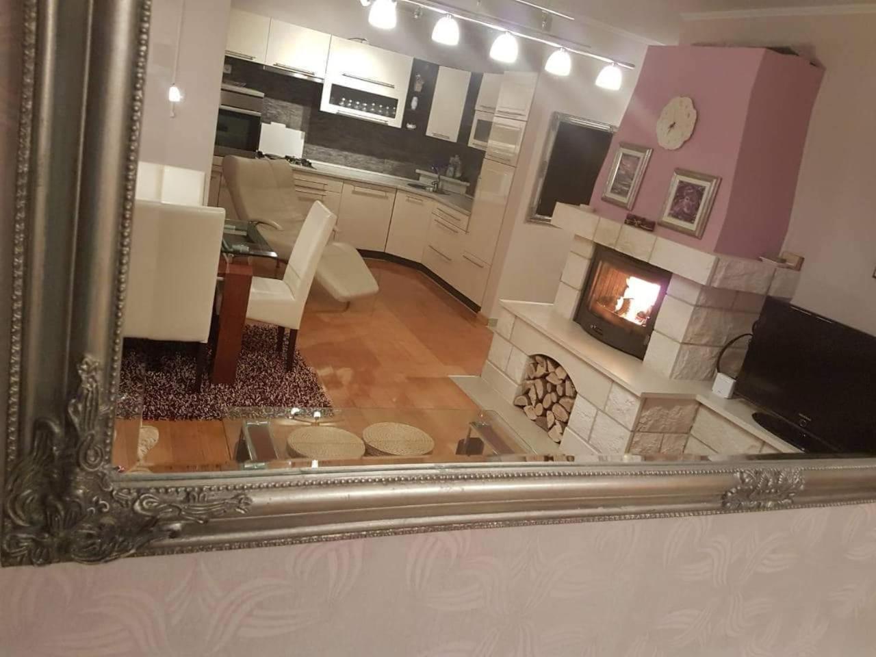 Apartman Lana Vlasic Exteriör bild