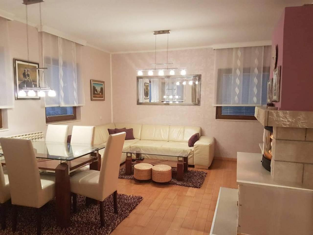 Apartman Lana Vlasic Exteriör bild